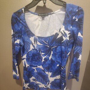 Boston Proper Size Small Blue Floral Shirt